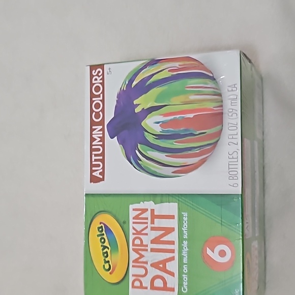 Crayola Autumn Colors Pumpkin Paint Set 🎨 - Picture 9 of 10